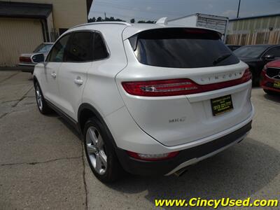 2017 Lincoln MKC Premiere  Ecoboost 2.0L Turbo I4 AWD - Photo 9 - Cincinnati, OH 45255