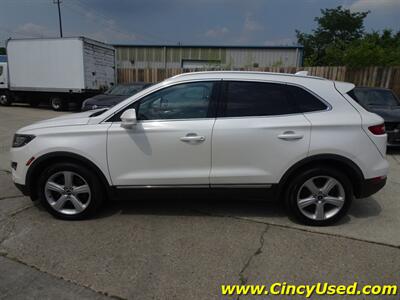 2017 Lincoln MKC Premiere  Ecoboost 2.0L Turbo I4 AWD - Photo 5 - Cincinnati, OH 45255