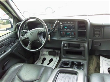 2003 Chevrolet Avalanche 1500   - Photo 7 - Cincinnati, OH 45255