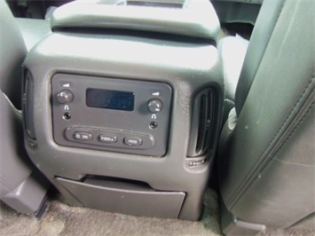 2003 Chevrolet Avalanche 1500   - Photo 15 - Cincinnati, OH 45255