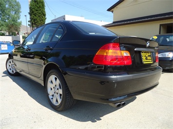 2002 BMW 325xi   - Photo 12 - Cincinnati, OH 45255