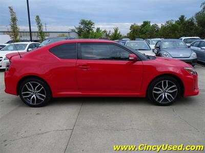 2016 Scion tC 2.5L I4 FWD   - Photo 6 - Cincinnati, OH 45255