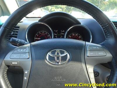 2009 Toyota Highlander Sport  3.5L V6 AWD - Photo 22 - Cincinnati, OH 45255