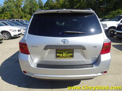 2009 Toyota Highlander Sport  3.5L V6 AWD - Photo 8 - Cincinnati, OH 45255