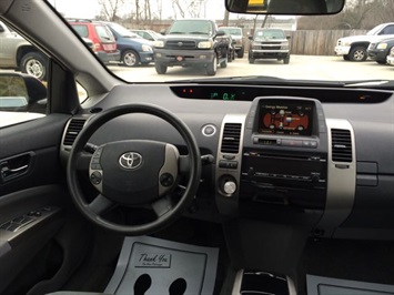 2008 Toyota Prius   - Photo 7 - Cincinnati, OH 45255