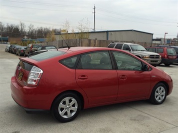 2008 Toyota Prius   - Photo 6 - Cincinnati, OH 45255