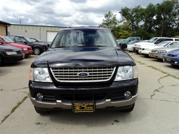 2002 Ford Explorer Eddie Bauer   - Photo 2 - Cincinnati, OH 45255