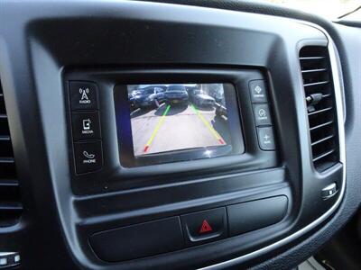 2015 Chrysler 200 Limited  2.4L I4 FWD - Photo 73 - Cincinnati, OH 45255