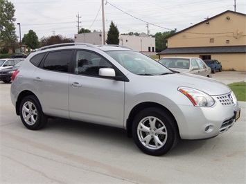 2008 Nissan Rogue SL   - Photo 1 - Cincinnati, OH 45255