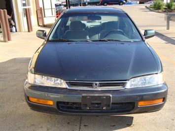 1996 Honda Accord LX   - Photo 2 - Cincinnati, OH 45255