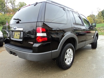 2006 Ford Explorer XLT   - Photo 13 - Cincinnati, OH 45255