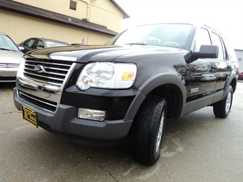 2006 Ford Explorer XLT   - Photo 11 - Cincinnati, OH 45255