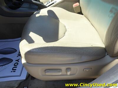 2011 Toyota RAV4 Limited   - Photo 28 - Cincinnati, OH 45255