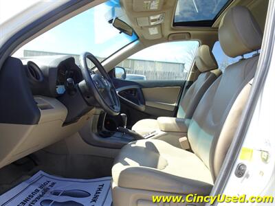 2011 Toyota RAV4 Limited   - Photo 11 - Cincinnati, OH 45255