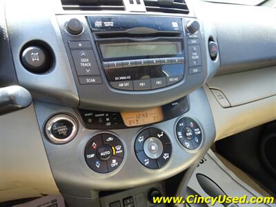 2011 Toyota RAV4 Limited   - Photo 19 - Cincinnati, OH 45255