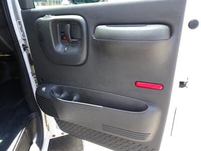 2003 CHEVROLET C4500 Kodiak   - Photo 83 - Cincinnati, OH 45255