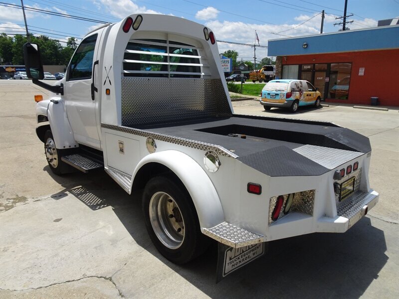 2003 CHEVROLET C4500 Kodiak - Photo 8 - Cincinnati, OH 45255