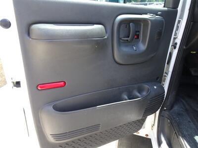 2003 CHEVROLET C4500 Kodiak   - Photo 81 - Cincinnati, OH 45255
