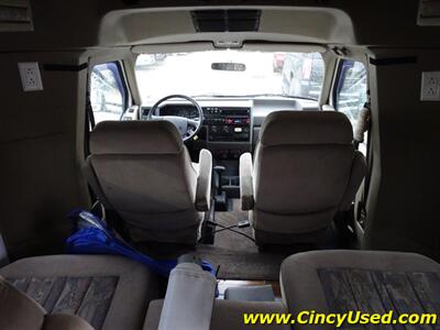 1995 Volkswagen WINNEBAGO RIALTA MOTORHOM   - Photo 13 - Cincinnati, OH 45255