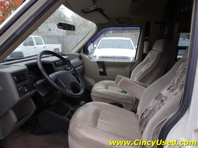 1995 Volkswagen WINNEBAGO RIALTA MOTORHOM   - Photo 10 - Cincinnati, OH 45255