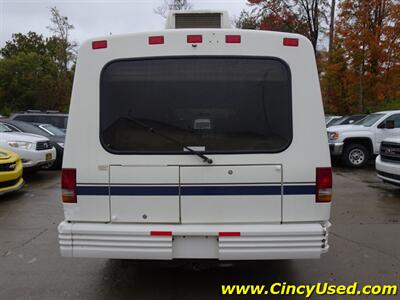 1995 Volkswagen WINNEBAGO RIALTA MOTORHOM   - Photo 7 - Cincinnati, OH 45255