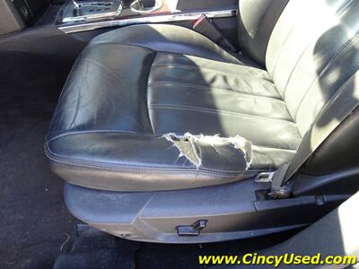 2010 Chrysler 300C   - Photo 12 - Cincinnati, OH 45255