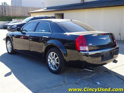 2010 Chrysler 300C   - Photo 9 - Cincinnati, OH 45255
