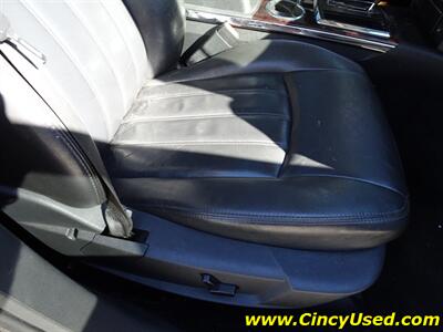 2010 Chrysler 300C   - Photo 25 - Cincinnati, OH 45255