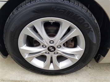 2011 Hyundai Sonata Limited   - Photo 35 - Cincinnati, OH 45255