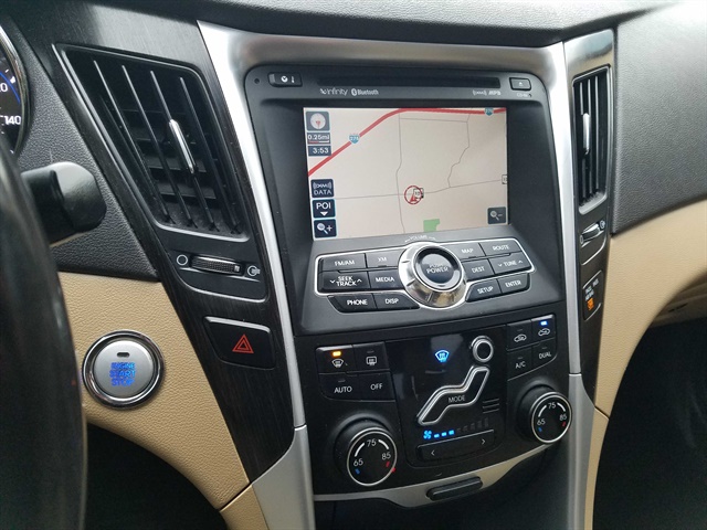 2011 Hyundai Sonata Limited   - Photo 27 - Cincinnati, OH 45255