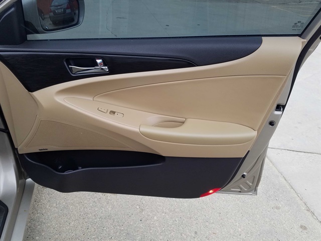 2011 Hyundai Sonata Limited   - Photo 30 - Cincinnati, OH 45255