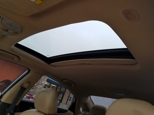 2011 Hyundai Sonata Limited   - Photo 18 - Cincinnati, OH 45255