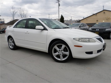 2005 Mazda Mazda6 i   - Photo 10 - Cincinnati, OH 45255