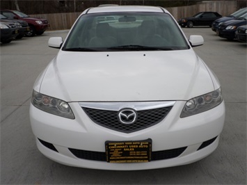 2005 Mazda Mazda6 i   - Photo 2 - Cincinnati, OH 45255