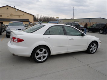 2005 Mazda Mazda6 i   - Photo 6 - Cincinnati, OH 45255