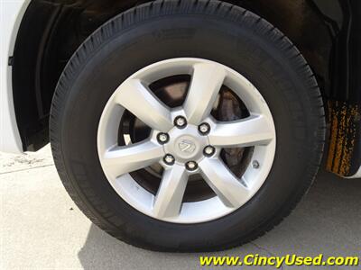 2012 Lexus GX 460   - Photo 32 - Cincinnati, OH 45255