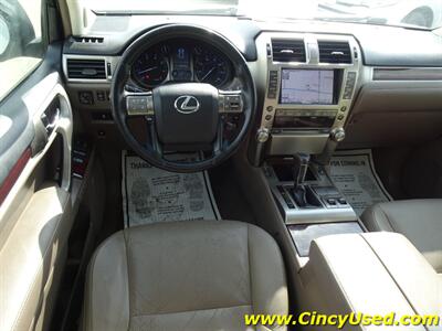 2012 Lexus GX 460   - Photo 10 - Cincinnati, OH 45255