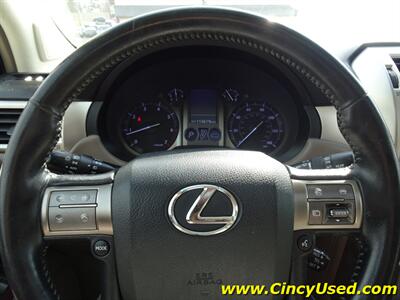 2012 Lexus GX 460   - Photo 17 - Cincinnati, OH 45255