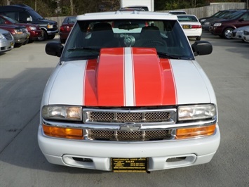 1998 Chevrolet S-10 LS   - Photo 2 - Cincinnati, OH 45255