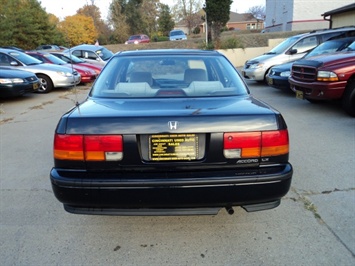 1992 HONDA ACCORD   - Photo 5 - Cincinnati, OH 45255