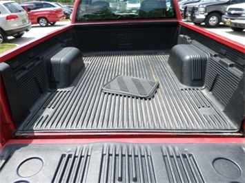 2000 Chevrolet S-10 LS   - Photo 18 - Cincinnati, OH 45255