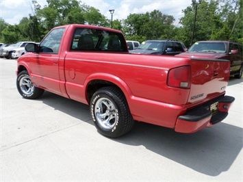 2000 Chevrolet S-10 LS   - Photo 12 - Cincinnati, OH 45255