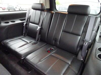 2011 Chevrolet Suburban LT 1500  Z71 - Photo 23 - Cincinnati, OH 45255