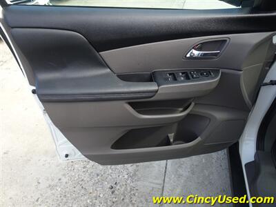 2015 Honda Odyssey EX-L w/DVD - Photo 27 - Cincinnati, OH 45255