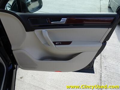 2016 Volkswagen Touareg VR6 Lux   - Photo 27 - Cincinnati, OH 45255