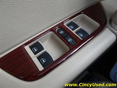 2016 Volkswagen Touareg VR6 Lux   - Photo 23 - Cincinnati, OH 45255