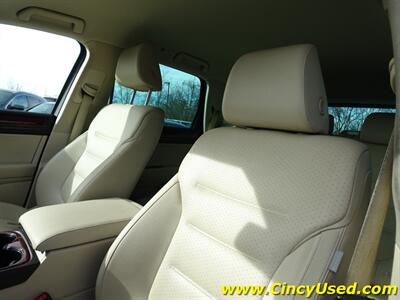 2016 Volkswagen Touareg VR6 Lux   - Photo 13 - Cincinnati, OH 45255