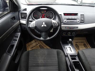 2013 Mitsubishi Lancer Sportback ES  2.0L I4 FWD - Photo 9 - Cincinnati, OH 45255