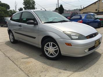 2003 Ford Focus ZX3   - Photo 10 - Cincinnati, OH 45255