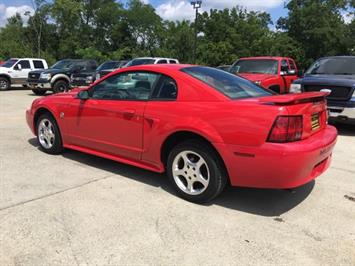 2004 Ford Mustang   - Photo 4 - Cincinnati, OH 45255